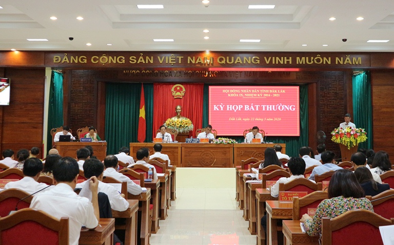 Kỳ họp bất thường HĐND tỉnh khoá IX, nhiệm kỳ 2016 - 2021